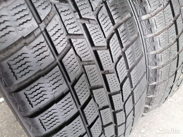 Goodyear Ice Navi 6 215/55 R17