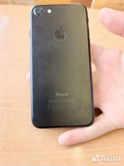 iPhone 7, 32 ГБ