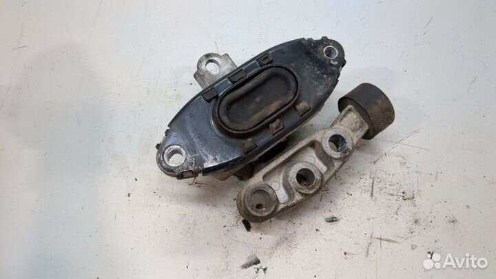 Подушка крепления двигателя Chevrolet Trax, 2013
