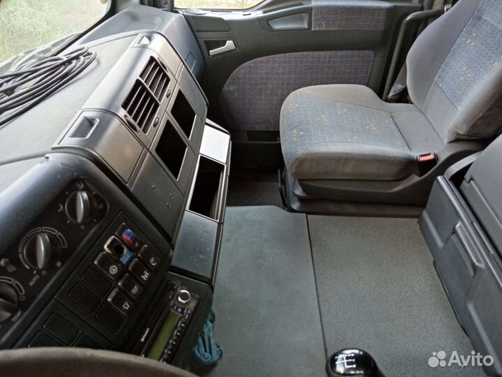 MAN TGA 26.460 с КМУ, 2004