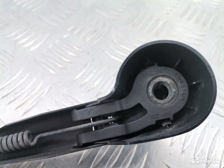 Поводок для Volkswagen Golf 4