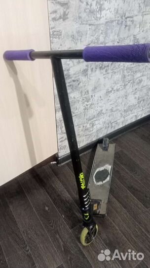 Трюковый самокат Novatrack psycho 10