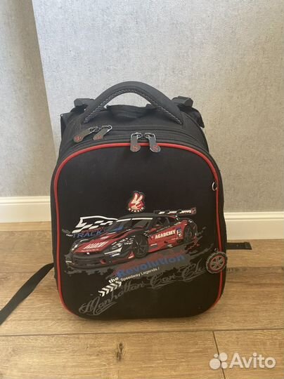 Школьный рюкзак