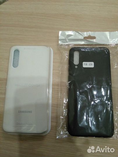 Чехлы на телефон