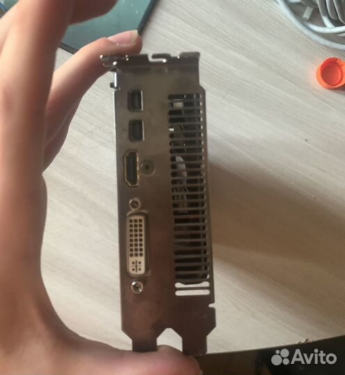 Видеокарта gigabyte на 1gb