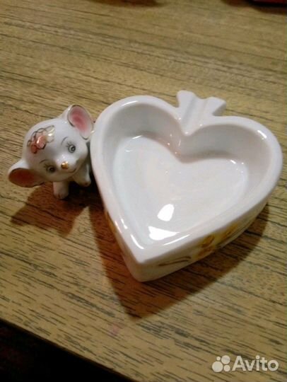 Пепельница с мышкой новая