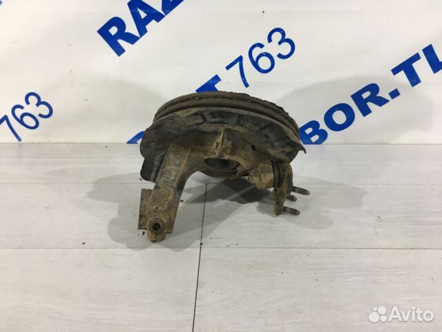 Поворотный кулак передний правый volkswagen polo 5