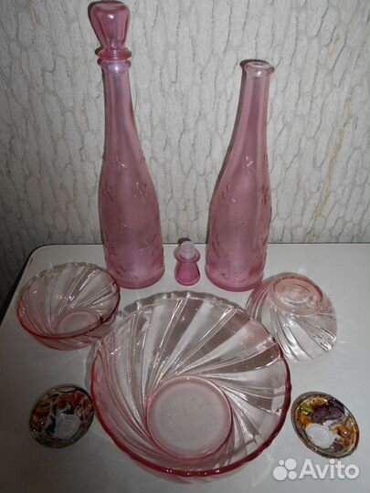 Посуда из розового стекла