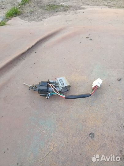 Замок зажигания на волгу