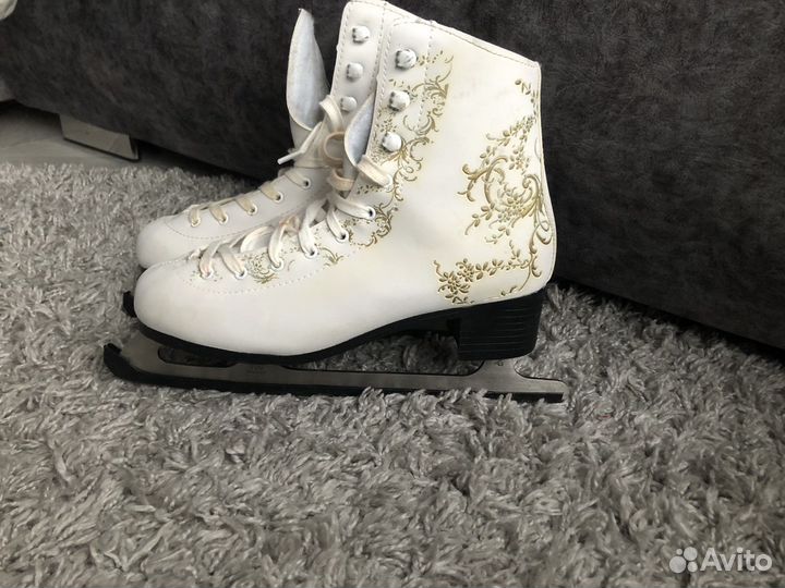 Коньки хоккейные 40 размер