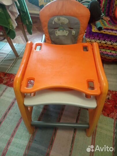 Стульчик для кормления