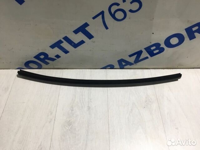 Уплотнитель стекла внутренний audi A4 b8