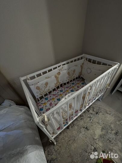 Детская кроватка новая с матрасом