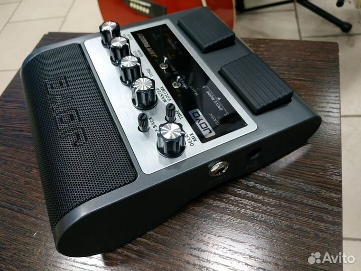 Мини комбоусилитель для электрогитары Joyo