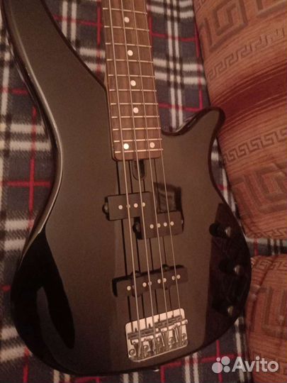 Бас гитара Yamaha RBX-170