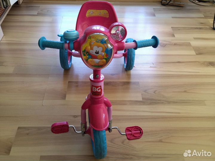 Детский трехколесный велосипед