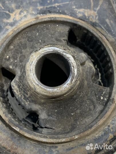 Рычаг подвески Geely emgrand X7 Лев