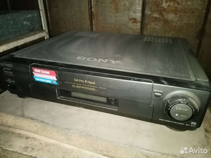 Видеомагнитофон sony SLX-X711