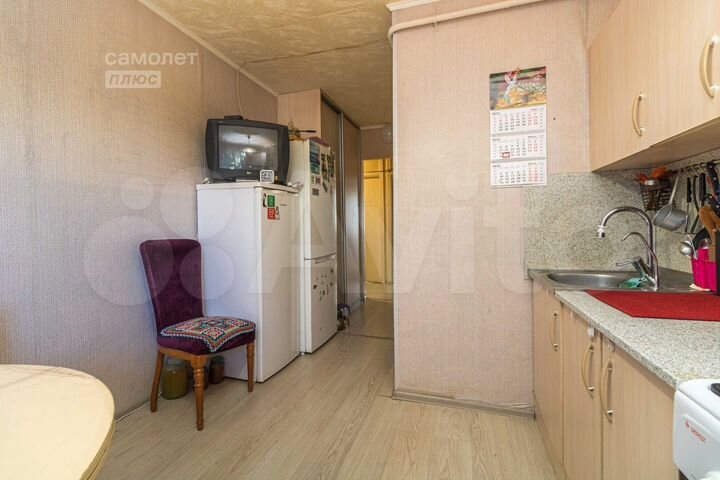 4-к. квартира, 80 м², 1/9 эт.