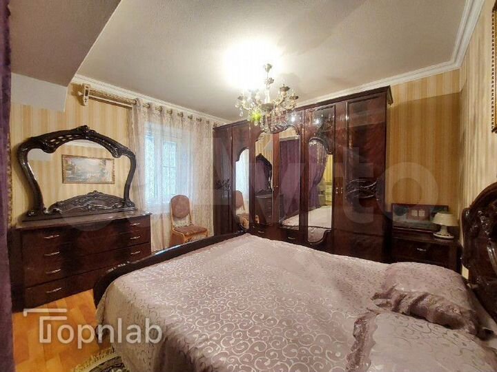 Дом 189 м² на участке 5,5 сот.