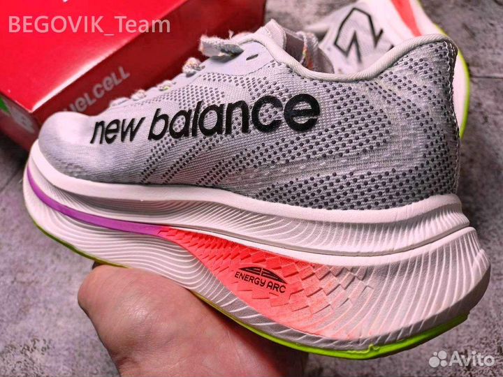 Кроссовки new balance trainer v2