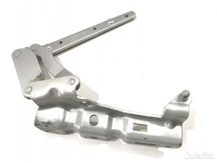 Петля капота левая Mercedes C W203