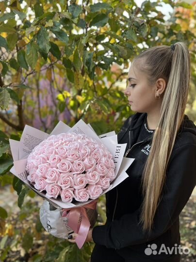 Букет из 55 мыльных роз