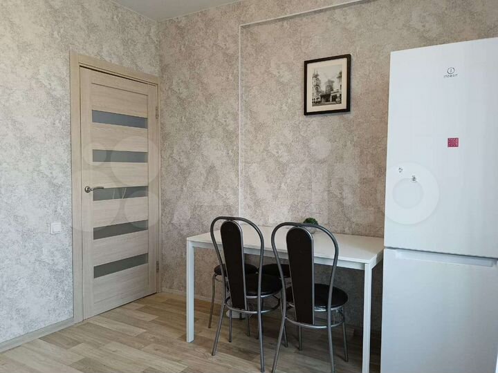 1-к. квартира, 37 м², 10/16 эт.