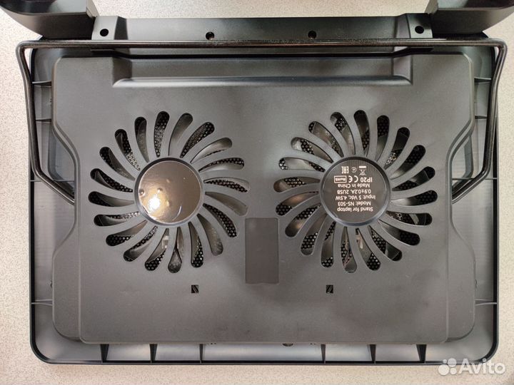 Подставка для ноутбука Defender с охлаждением