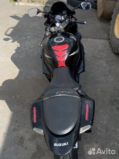 Suzuki GSX 1000 R