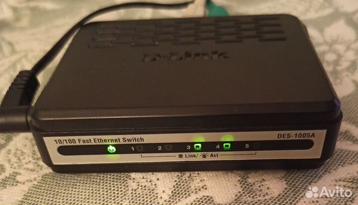 Коммутатор D-Link DES-1005A