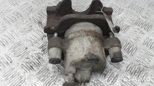 Суппорт тормозной передний правый ford focus 2 (9D