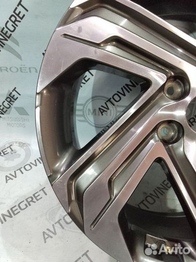 Диск литой Hyundai Santa Fe 4