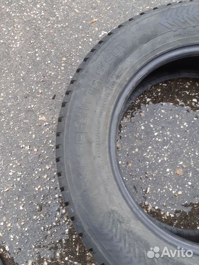 Nokian Tyres Hakkapeliitta 8 SUV 225/65 R17 106T