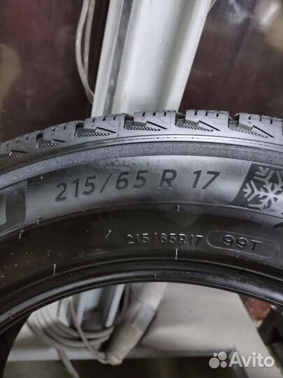 Michelin X-Ice Snow 215/65 R17 99T