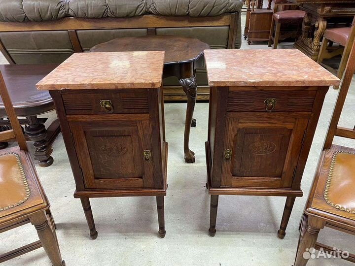 Антикварные прикроватные тумбы