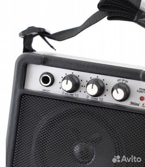Комбоусилитель для электрогитары Новый