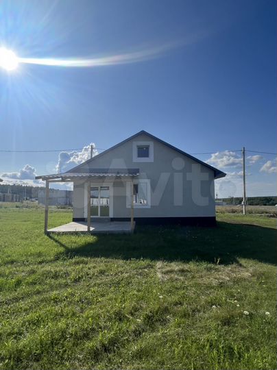 Коттедж 88 м² на участке 8 сот.