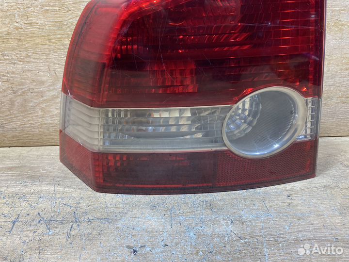 Фонарь задний левый Volvo S40 дорест Арт. 111306