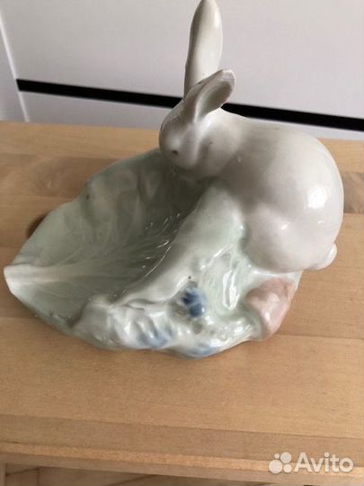 Пепельница капустный лист заяц и морковка