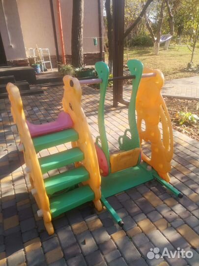 Детская горка с качелями бу