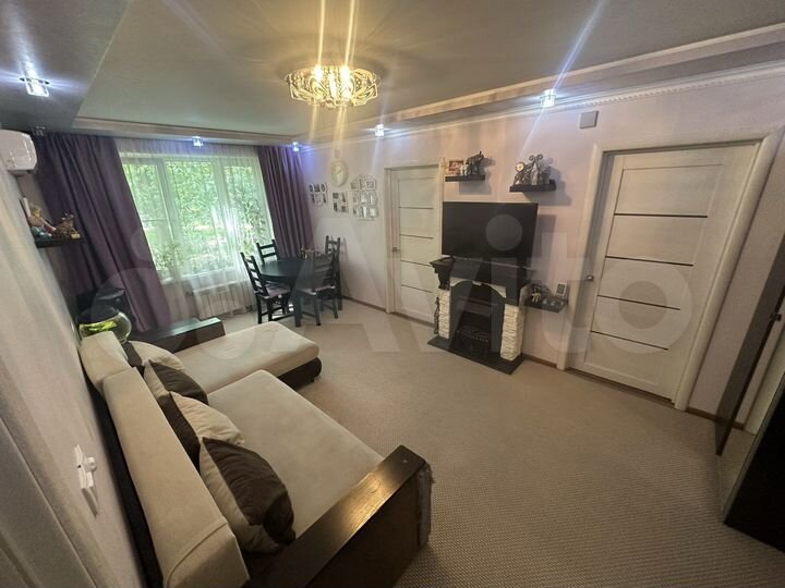 3-к. квартира, 60 м², 1/9 эт.