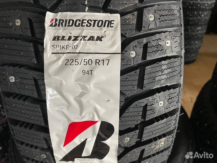 Bridgestone Blizzak Spike-02 225/50 R17 94T