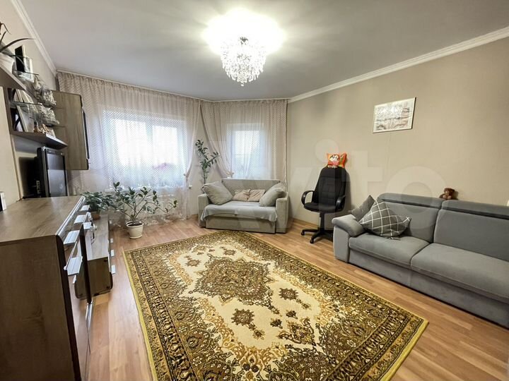 2-к. квартира, 56 м², 3/9 эт.