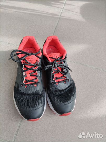 Кроссовки подростковые nike