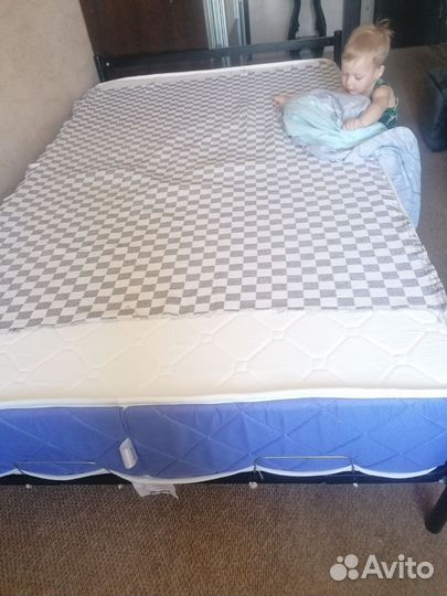 Кровать с матрасом бу