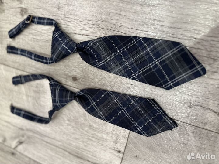 Школьный галстук Sky lake