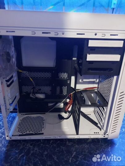 Корпус Zalman R1 + вентилятора с подстветкой