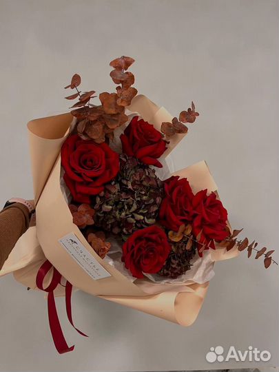 Цветы розы и букеты с доставкой