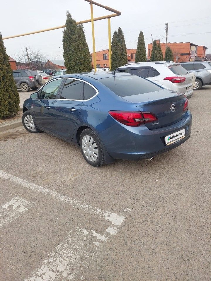 Opel Astra: фото владельца